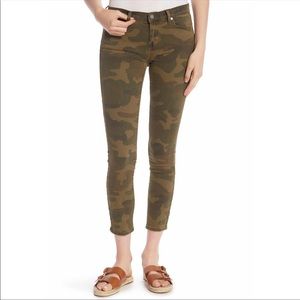 BlankNYC “The Reade Crop” in Camo